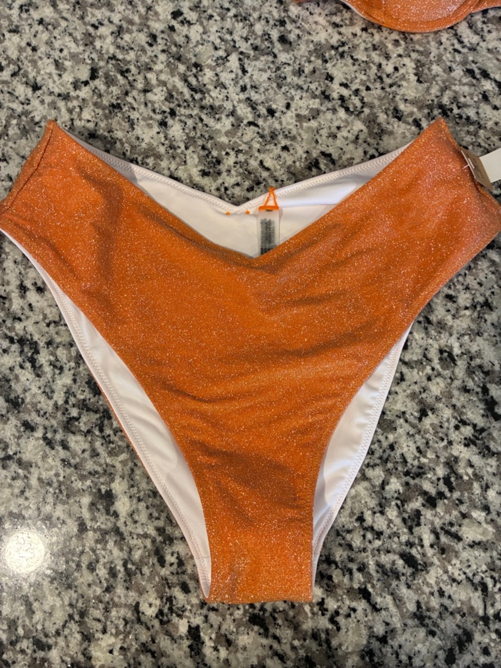 Victoria’s Secret Sparkly Orange Bikini Set NWT Small/Medium - Picture 6 of 7